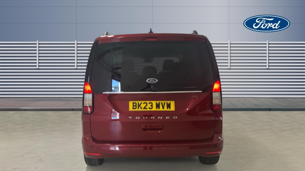 Ford Tourneo Connect 2.0 EcoBlue Titanium 5dr Diesel Estate - Image 6