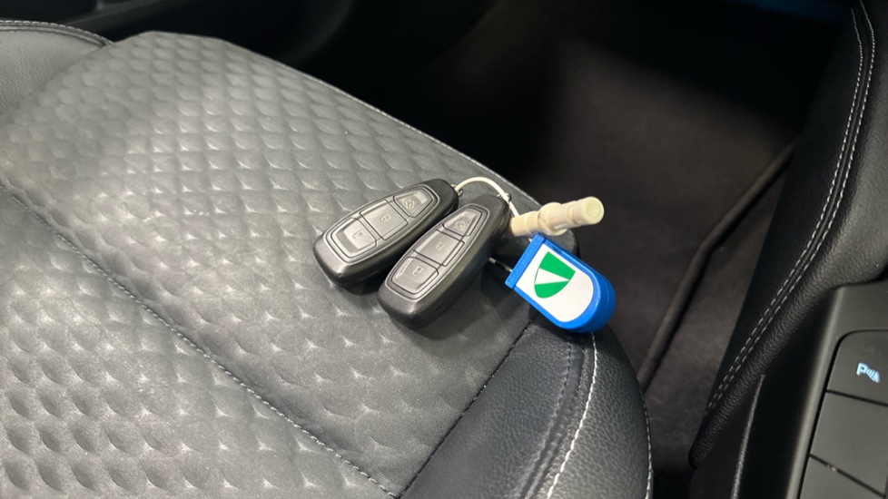 Ford Focus 1.0 EcoBoost Hybrid mHEV 125 Titanium X Ed 5dr Petrol Hatchback - Image 19