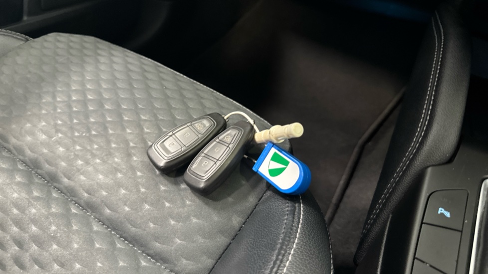 Ford Focus 1.0 EcoBoost Hybrid mHEV 125 Titanium X Ed 5dr Petrol Hatchback - Image 20