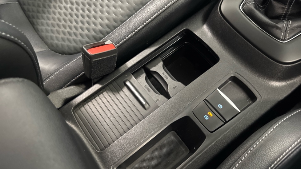 Ford Focus 1.0 EcoBoost Hybrid mHEV 125 Titanium X Ed 5dr Petrol Hatchback - Image 36