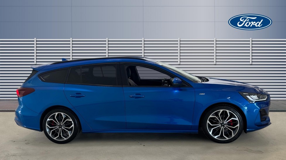 Ford Focus 1.0 EcoBoost Hybrid mHEV 155 ST-Line X 5dr Auto Petrol Estate - Image 5