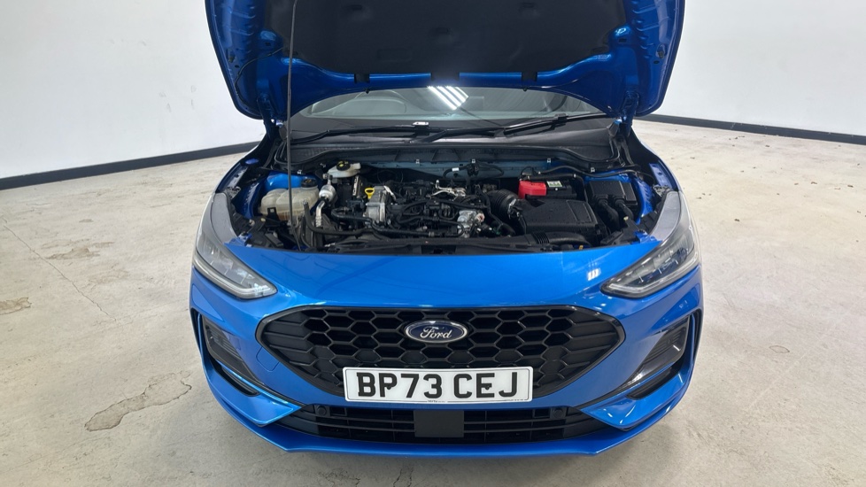 Ford Focus 1.0 EcoBoost Hybrid mHEV 155 ST-Line X 5dr Auto Petrol Estate - Image 8