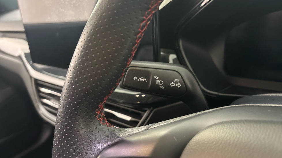 Ford Focus 1.0 EcoBoost Hybrid mHEV 155 ST-Line X 5dr Auto Petrol Estate - Image 28