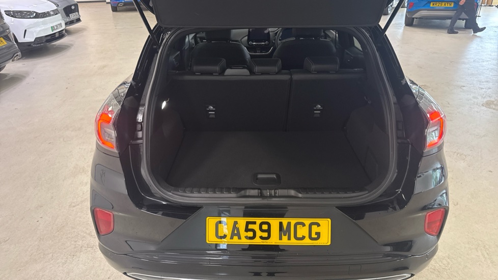 Ford Puma 1.0 EcoBoost Hybr mHEV 155 ST-Line Vignale 5dr DCT Petrol Hatchback - Image 4