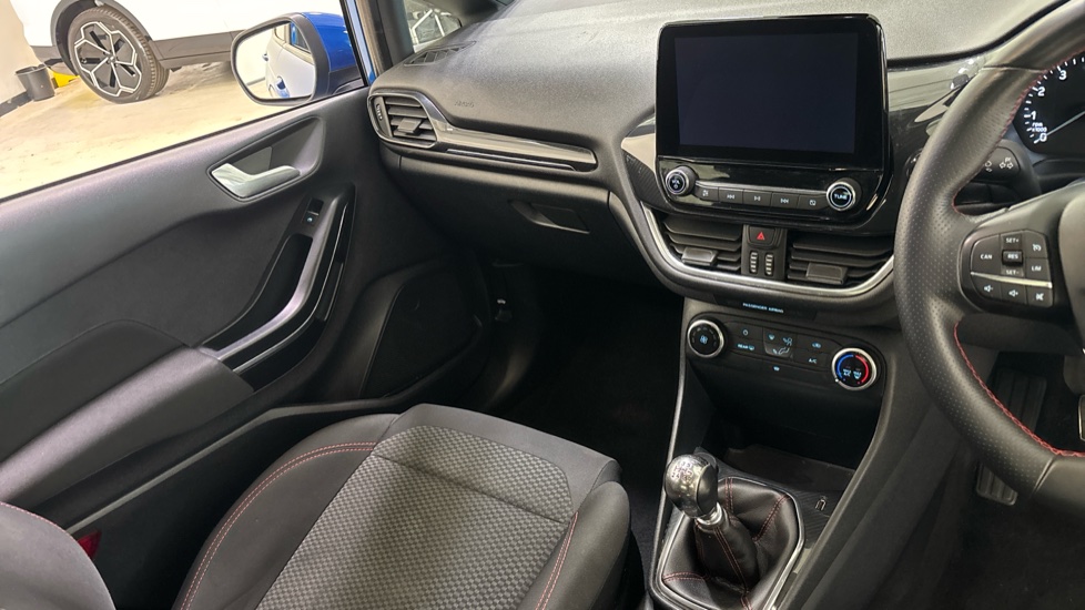 Ford Fiesta 1.0 EcoBoost 125 ST-Line Edition 5dr Petrol Hatchback - Image 14