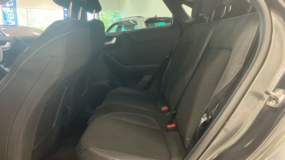 Ford Puma 1.0 EcoBoost Hybrid mHEV Titanium 5dr Petrol Hatchback - Image 16
