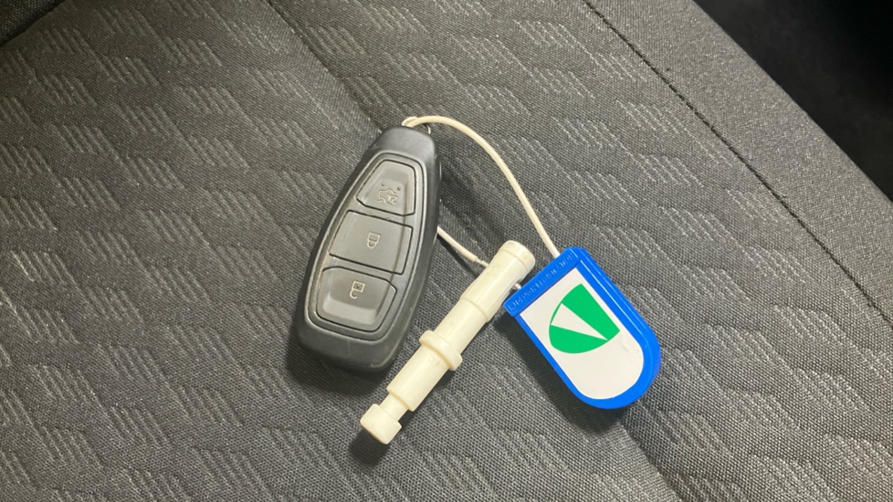 Ford Puma 1.0 EcoBoost Hybrid mHEV Titanium 5dr Petrol Hatchback - Image 20