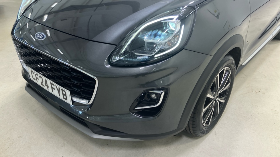 Ford Puma 1.0 EcoBoost Hybrid mHEV Titanium 5dr Petrol Hatchback - Image 38