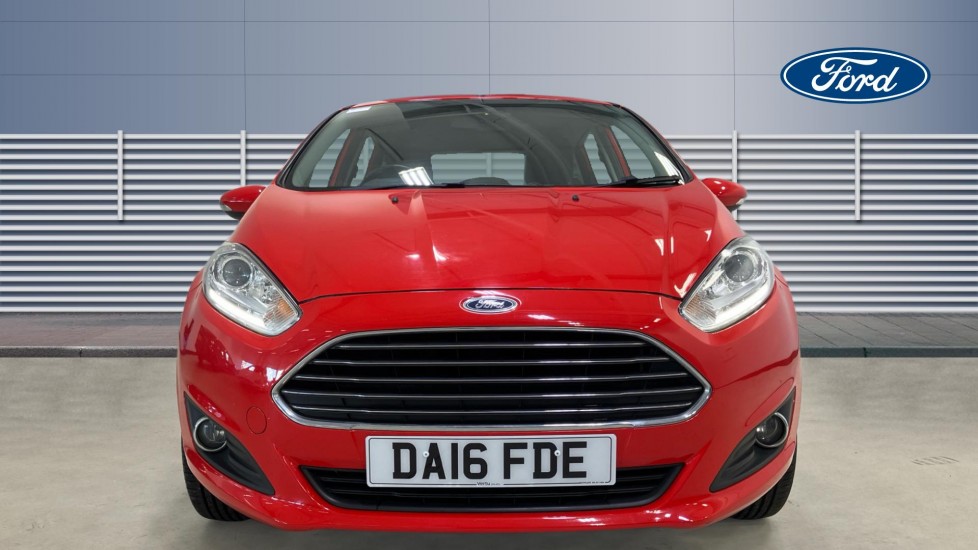 Ford Fiesta 1.25 82 Zetec 5dr Petrol Hatchback - Image 3