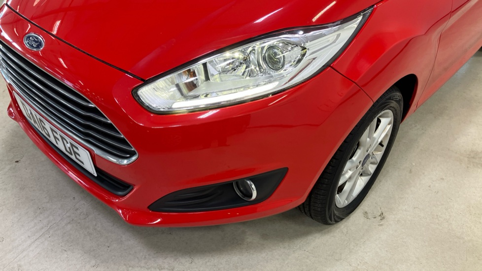 Ford Fiesta 1.25 82 Zetec 5dr Petrol Hatchback - Image 34