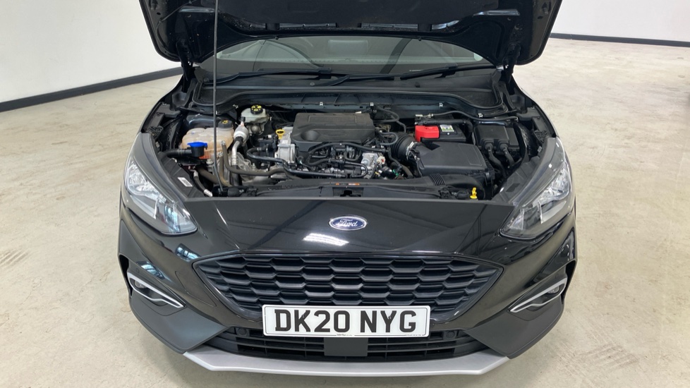 Ford Focus 1.0 EcoBoost 125 Active X 5dr Petrol Hatchback - Image 8