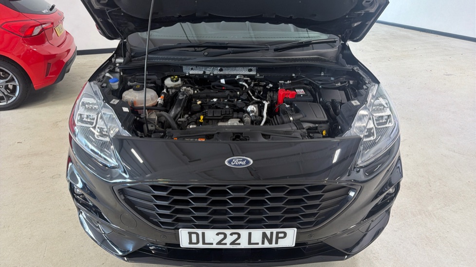 Ford Kuga 1.5 EcoBlue ST-Line Edition 5dr Diesel Estate - Image 8