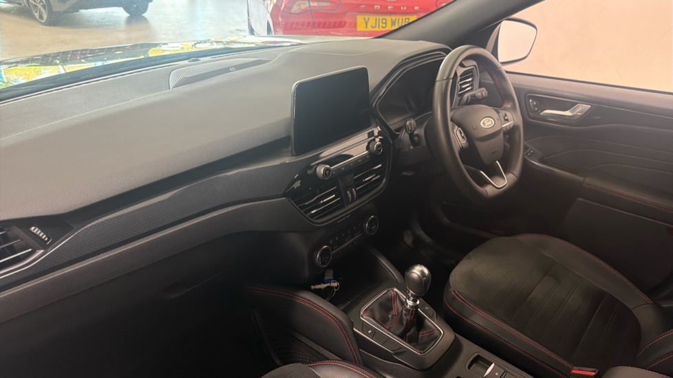 Ford Kuga 1.5 EcoBlue ST-Line Edition 5dr Diesel Estate - Image 9
