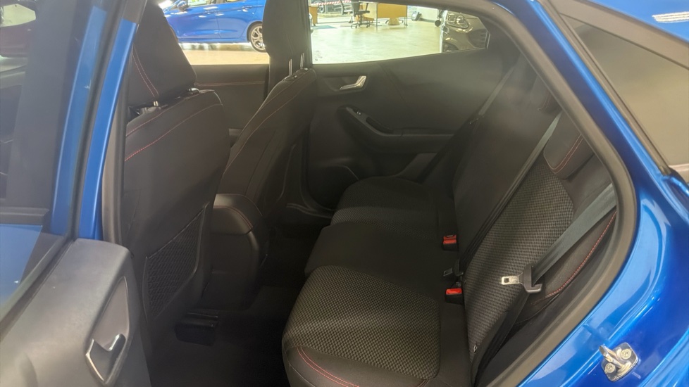 Ford Puma 1.0 EcoBoost Hybrid mHEV ST-Line 5dr Petrol Hatchback - Image 16