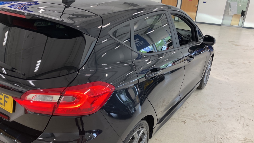 Ford Fiesta 1.0 EcoBoost 95 ST-Line Edition 5dr Petrol Hatchback - Image 31