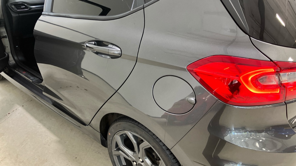 Ford Fiesta 1.0 EcoBoost 125 ST-Line Edition 5dr Petrol Hatchback - Image 44
