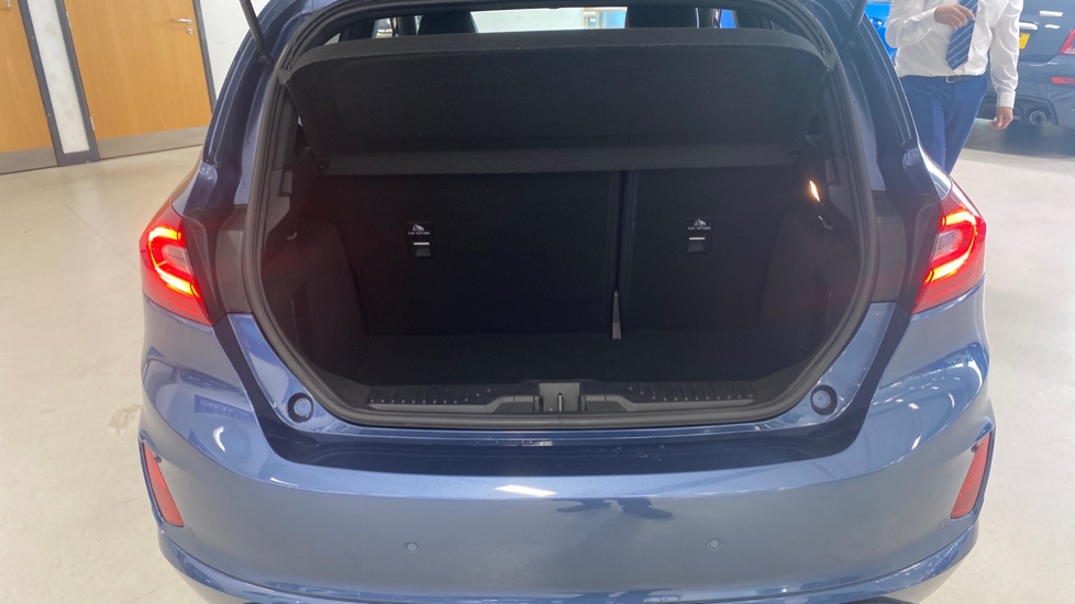 Ford Fiesta 1.0 EcoBoost Hybrid mHEV 125 ST-Line X Edition 5dr Petrol Hatchback - Image 4