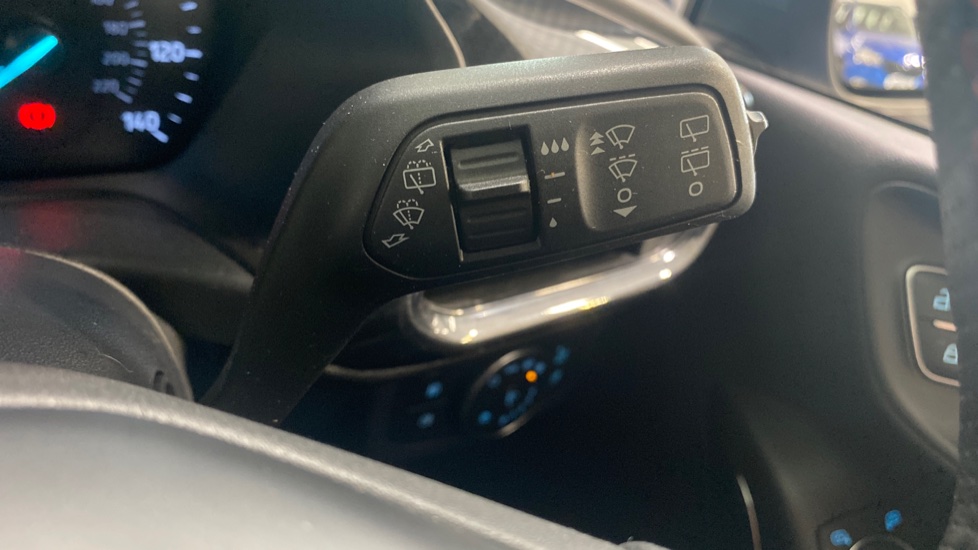 Ford Fiesta 1.0 EcoBoost Hybrid mHEV 125 ST-Line X Edition 5dr Petrol Hatchback - Image 25