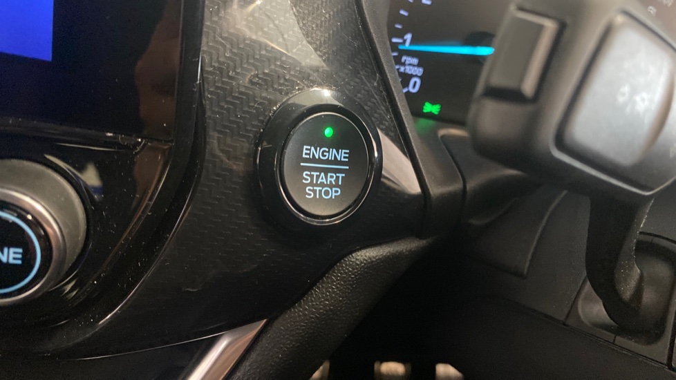 Ford Fiesta 1.0 EcoBoost Hybrid mHEV 125 ST-Line X Edition 5dr Petrol Hatchback - Image 28