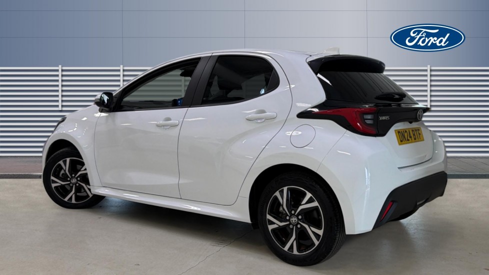 Toyota Yaris 1.5 Hybrid Design 5dr CVT Hybrid Hatchback - Image 2