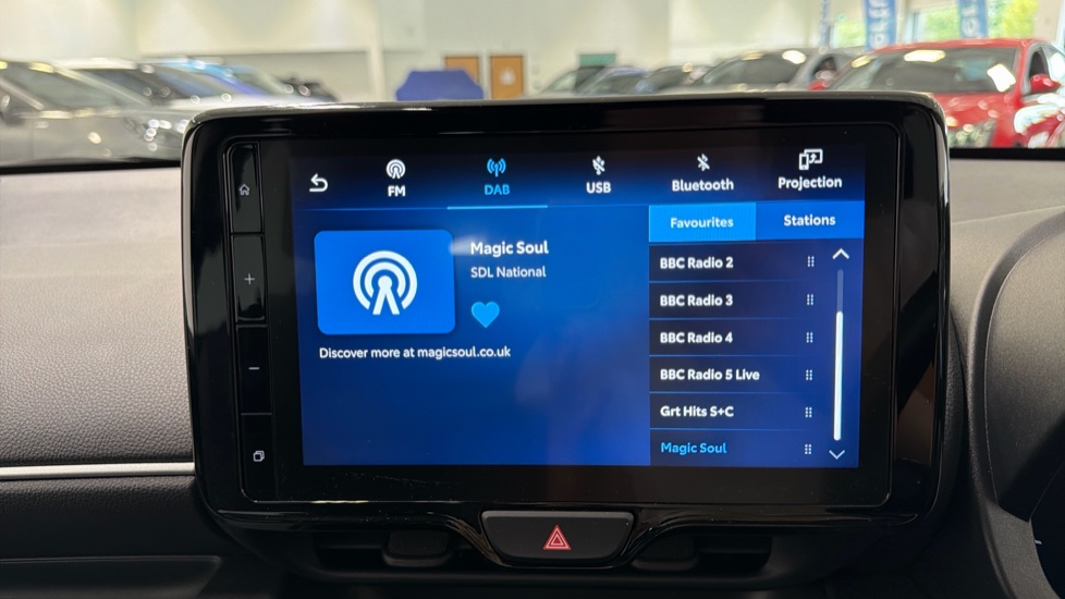 Toyota Yaris 1.5 Hybrid Design 5dr CVT Hybrid Hatchback - Image 24