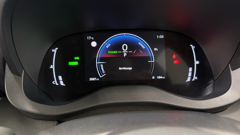 Toyota Yaris 1.5 Hybrid Design 5dr CVT Hybrid Hatchback - Image 27