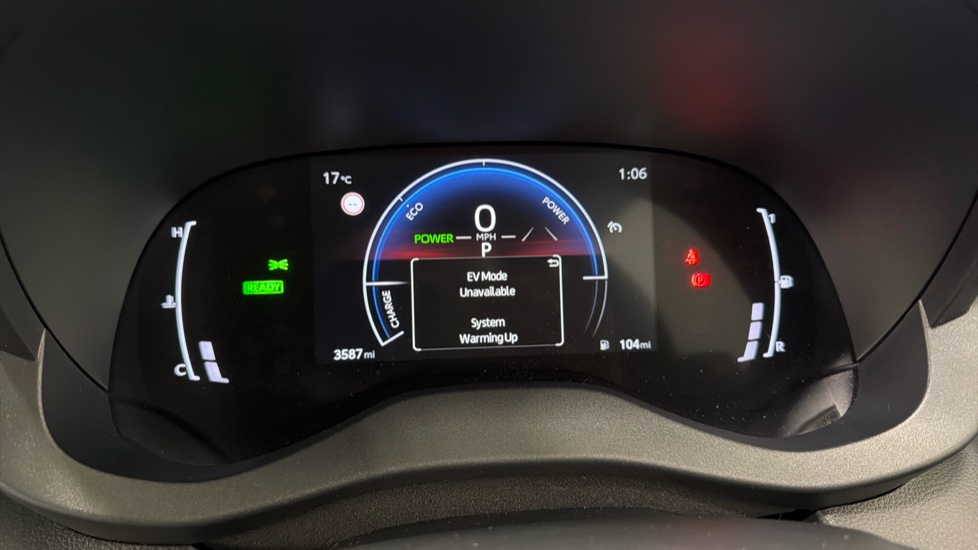 Toyota Yaris 1.5 Hybrid Design 5dr CVT Hybrid Hatchback - Image 29