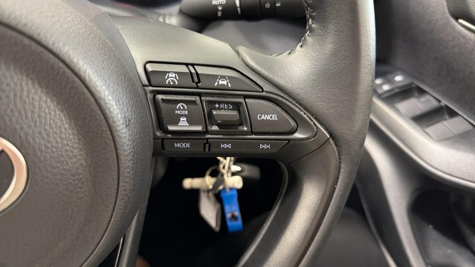 Toyota Yaris 1.5 Hybrid Design 5dr CVT Hybrid Hatchback - Image 33