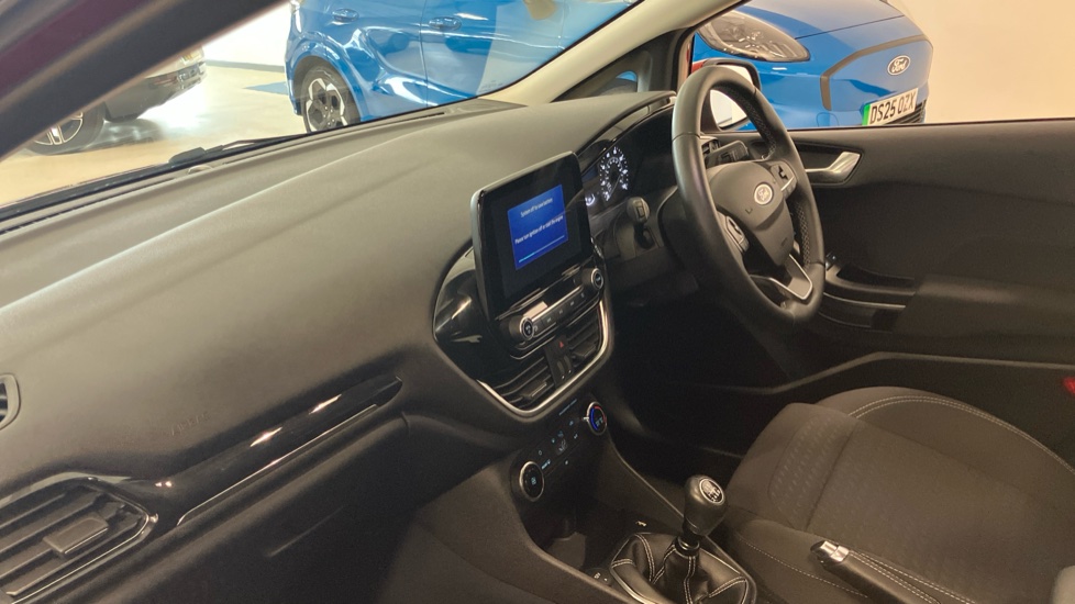 Ford Fiesta 1.0 EcoBoost Hybrid mHEV 125 Titanium 5dr Petrol Hatchback - Image 9