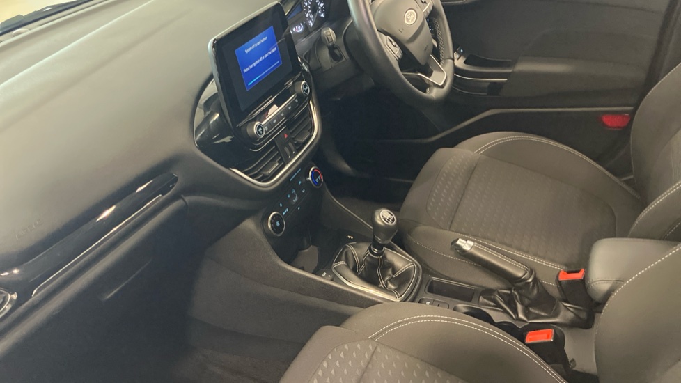 Ford Fiesta 1.0 EcoBoost Hybrid mHEV 125 Titanium 5dr Petrol Hatchback - Image 13