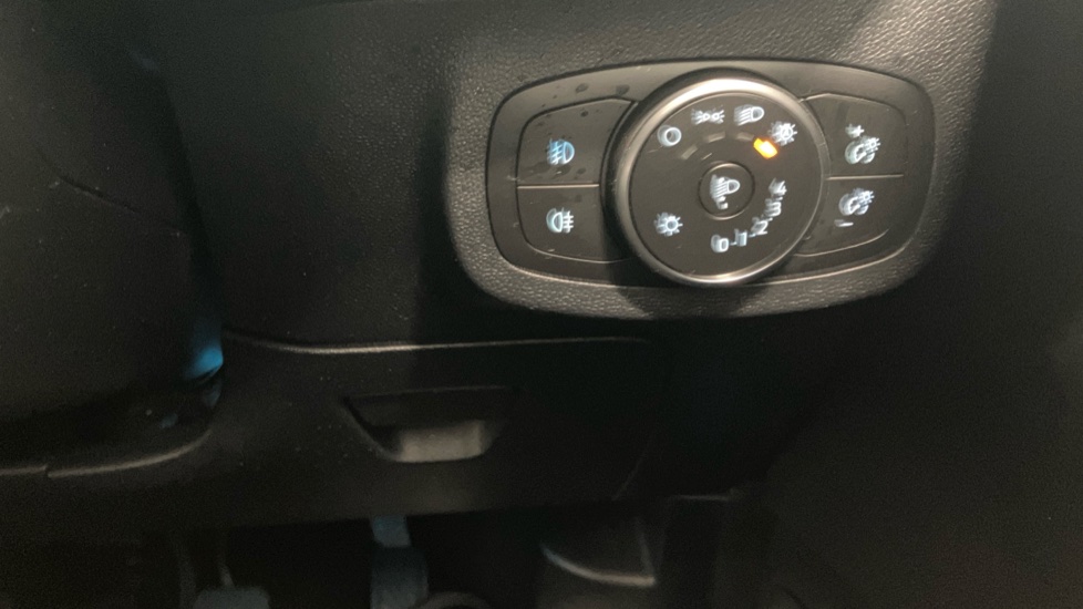 Ford Fiesta 1.0 EcoBoost Hybrid mHEV 125 Titanium 5dr Petrol Hatchback - Image 32