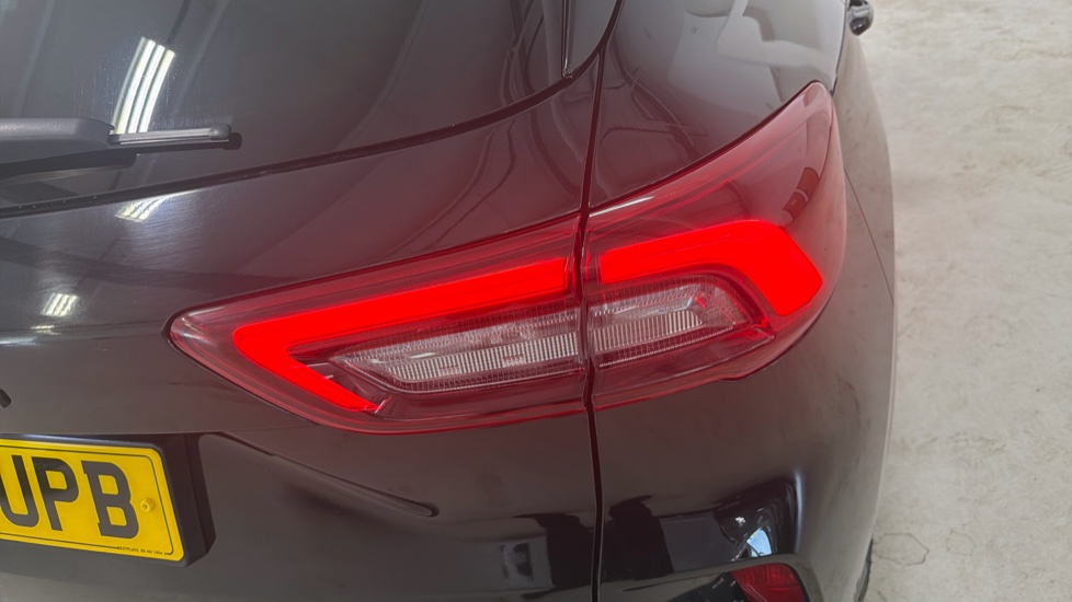 Ford Kuga 2.5 FHEV ST-Line 5dr CVT Hybrid Estate - Image 24