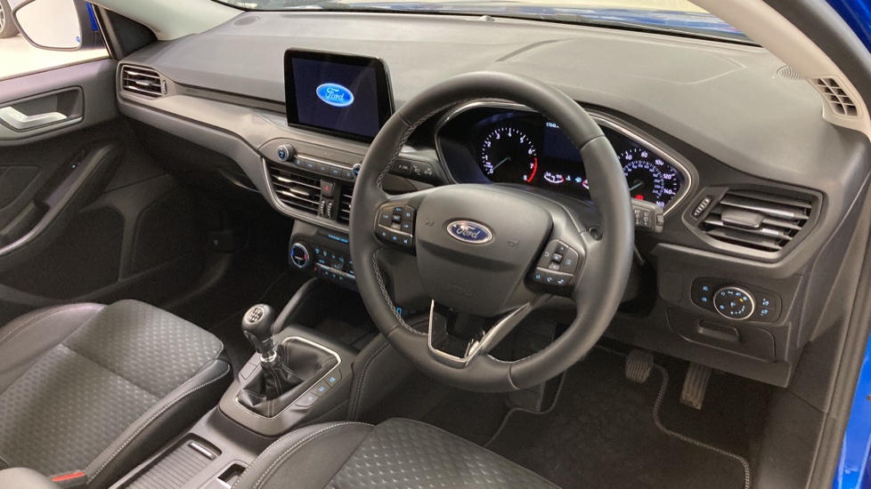 Ford Focus 1.0 EcoBoost 125 Titanium X 5dr Petrol Hatchback - Image 11