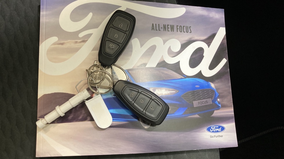 Ford Focus 1.0 EcoBoost 125 Titanium X 5dr Petrol Hatchback - Image 19
