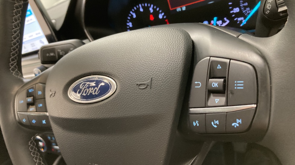 Ford Focus 1.0 EcoBoost 125 Titanium X 5dr Petrol Hatchback - Image 23