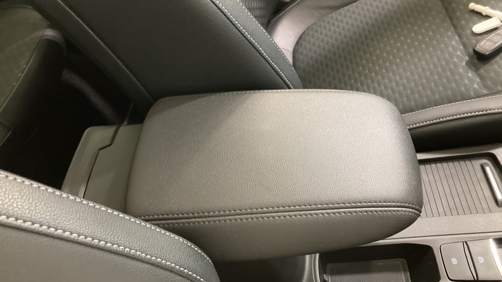 Ford Focus 1.0 EcoBoost 125 Titanium X 5dr Petrol Hatchback - Image 30