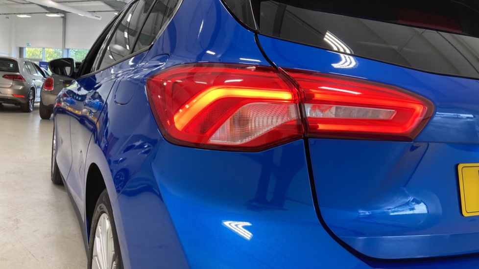 Ford Focus 1.0 EcoBoost 125 Titanium X 5dr Petrol Hatchback - Image 36
