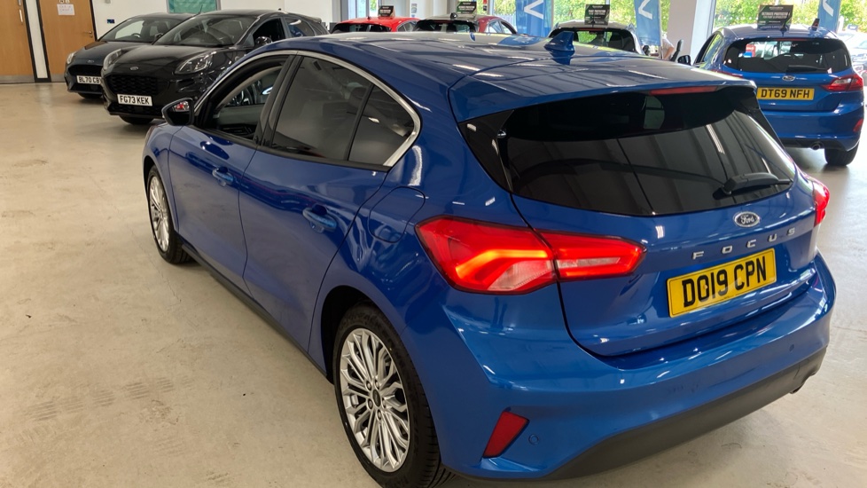 Ford Focus 1.0 EcoBoost 125 Titanium X 5dr Petrol Hatchback - Image 41