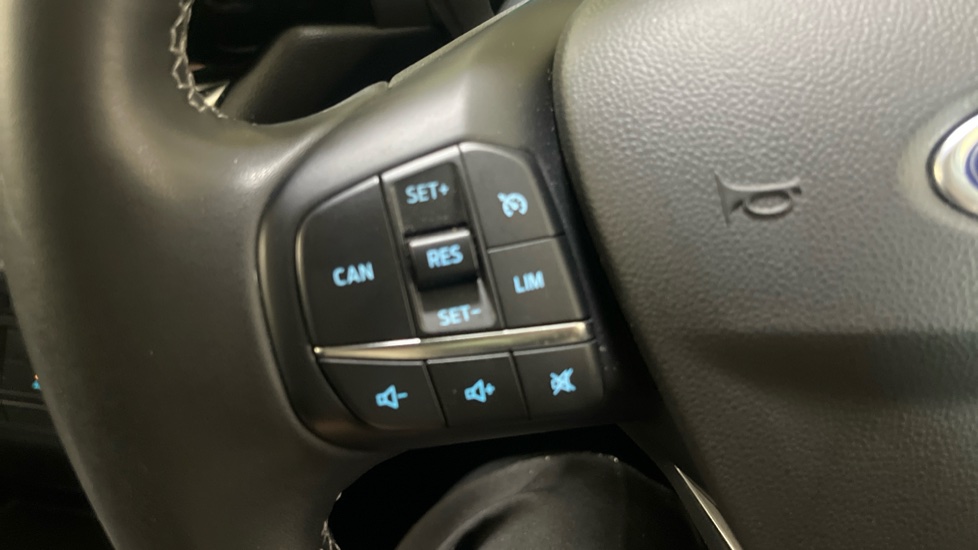 Ford Fiesta 1.0 EcoBoost Titanium 5dr Petrol Hatchback - Image 21