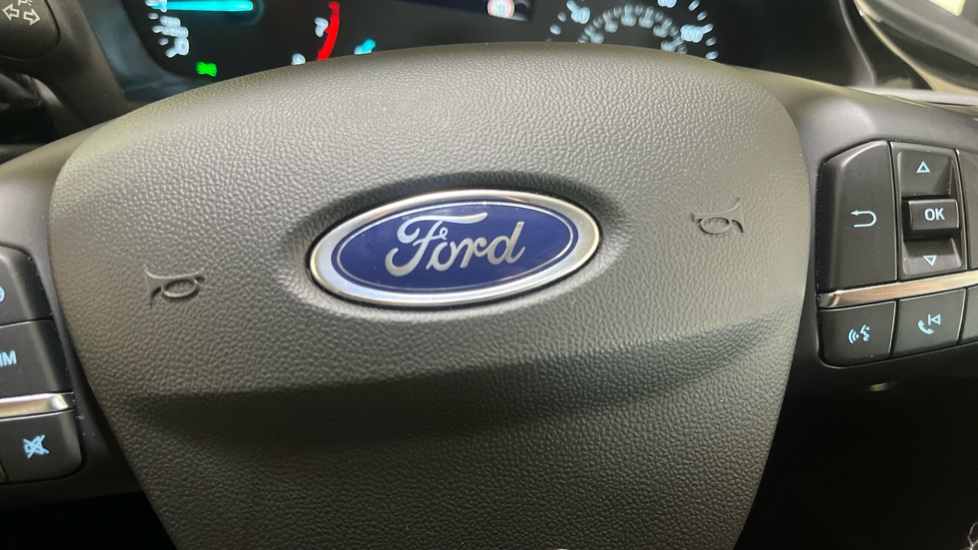 Ford Fiesta 1.0 EcoBoost Titanium 5dr Petrol Hatchback - Image 23