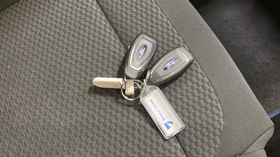 Ford Fiesta 1.0 EcoBoost 125 ST-Line Edition 5dr Petrol Hatchback - Image 20