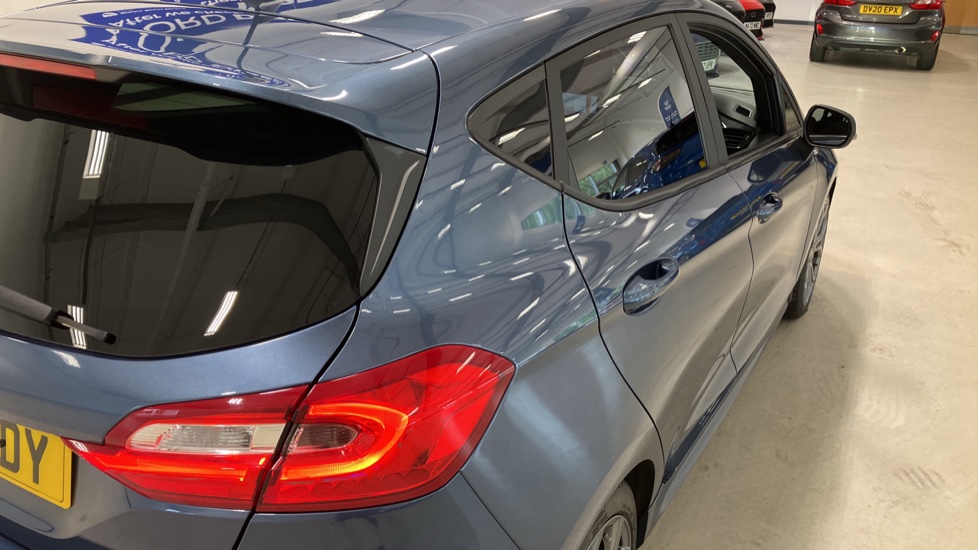 Ford Fiesta 1.0 EcoBoost 125 ST-Line Edition 5dr Petrol Hatchback - Image 32