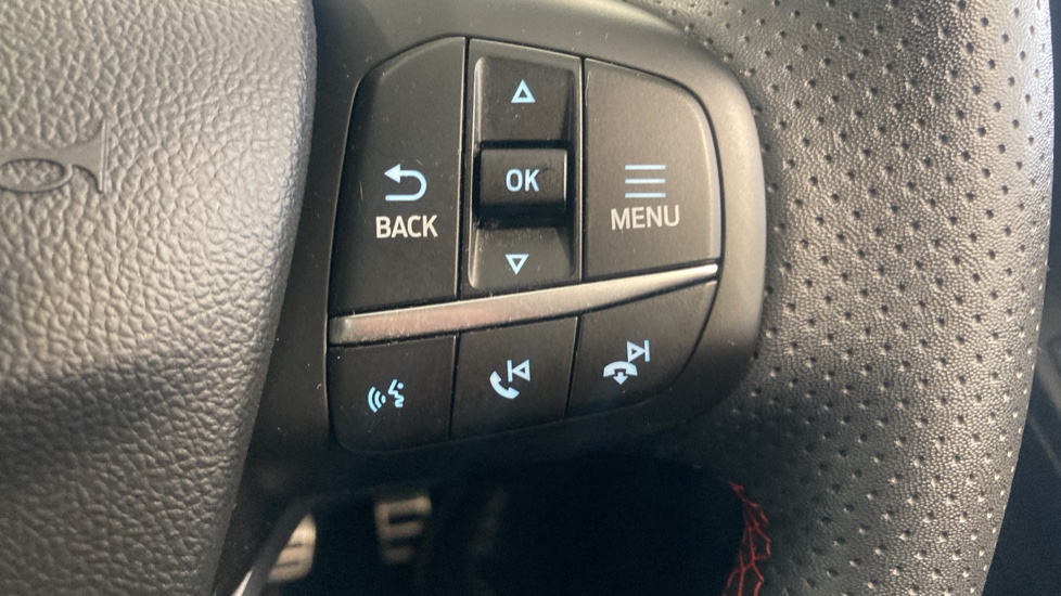 Ford Kuga 1.5 EcoBoost 150 ST-Line Edition 5dr Petrol Estate - Image 37