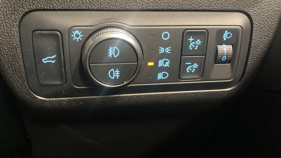 Ford Kuga 1.5 EcoBoost 150 ST-Line Edition 5dr Petrol Estate - Image 40