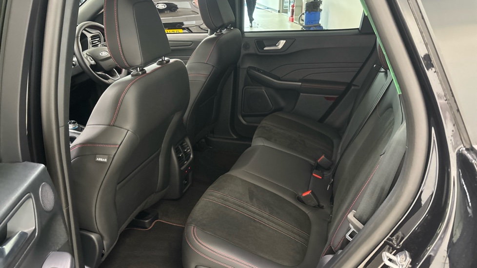 Ford Kuga 2.5 PHEV ST-Line X 5dr CVT Estate - Image 16