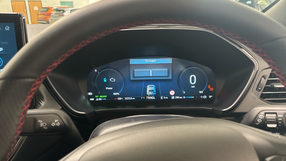 Ford Kuga 2.5 PHEV ST-Line X 5dr CVT Estate - Image 18