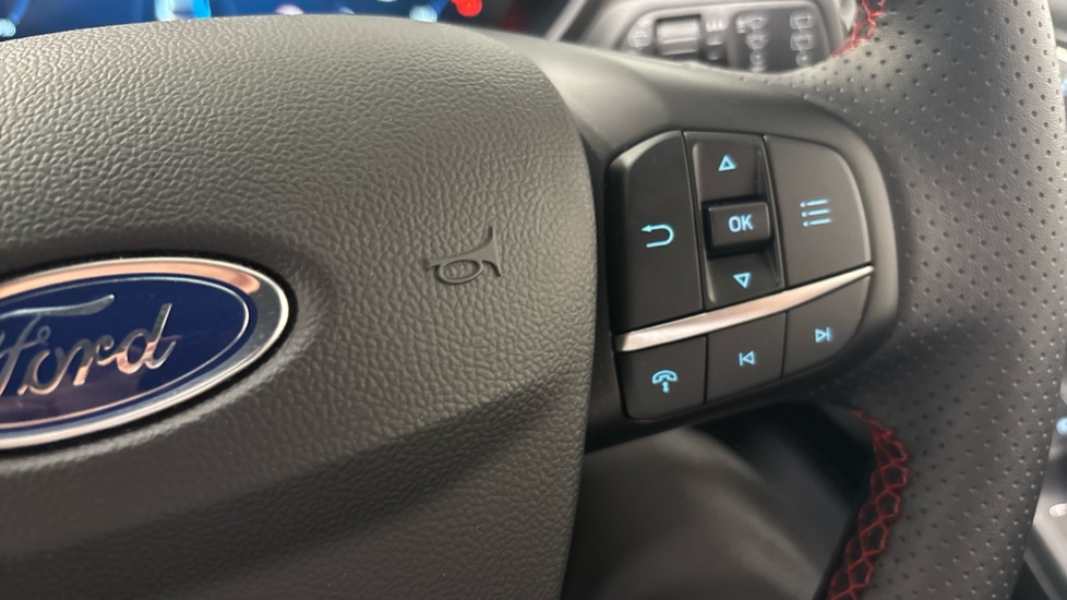 Ford Kuga 2.5 PHEV ST-Line X 5dr CVT Estate - Image 25