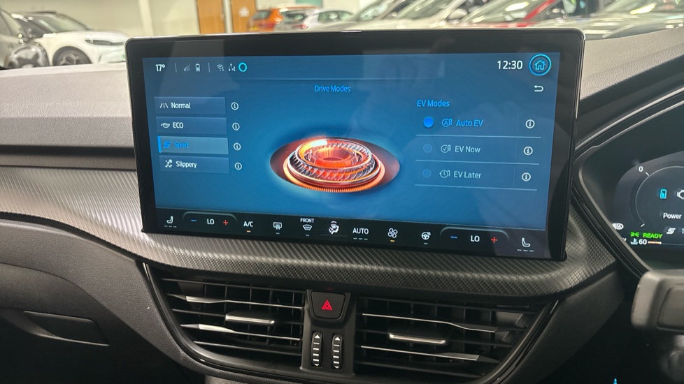 Ford Kuga 2.5 PHEV ST-Line X 5dr CVT Estate - Image 35