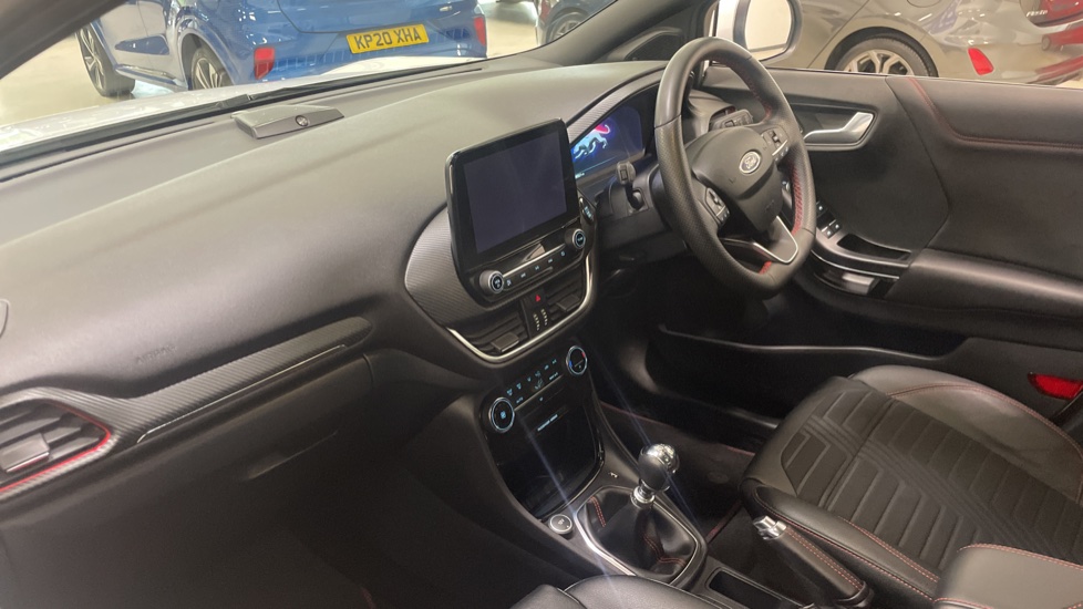 Ford Puma 1.0 EcoBoost Hybrid mHEV ST-Line X 5dr Petrol Hatchback - Image 9