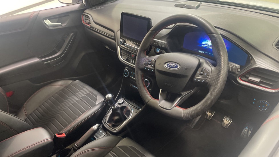 Ford Puma 1.0 EcoBoost Hybrid mHEV ST-Line X 5dr Petrol Hatchback - Image 11